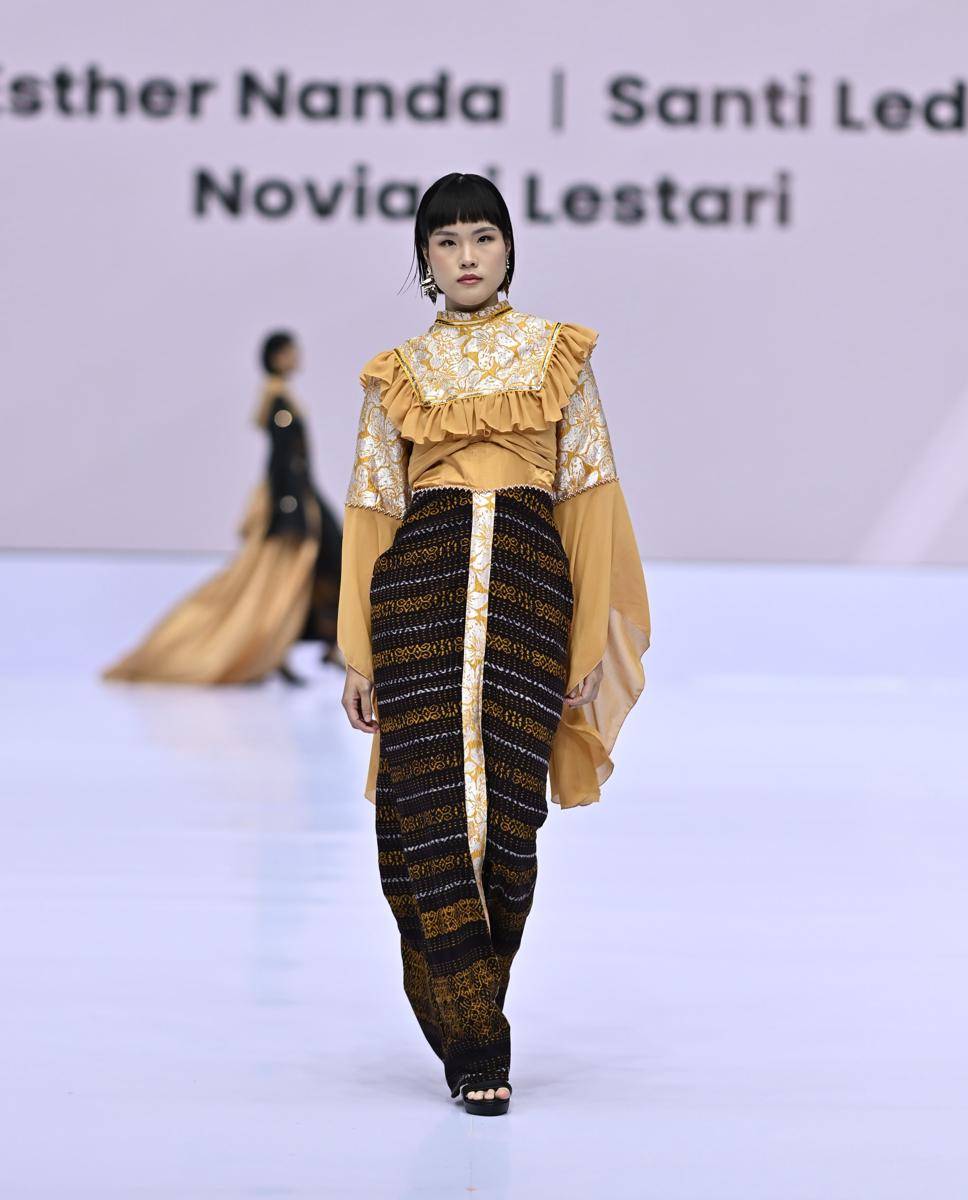 koleksi etnik modern dari Sparks Fashion (Doc. Sparks Fashion)